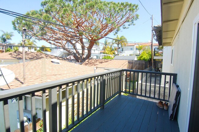 Building Photo - 234 W Marquita