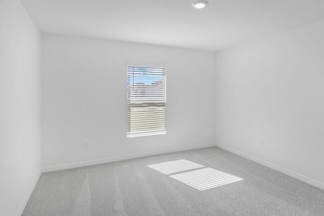 Building Photo - 2155 Lone Oak Ln