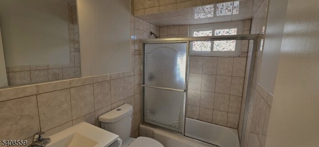 Building Photo - 260 Everett Rd