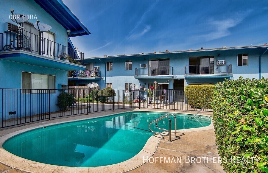 Building Photo - 8330 Willis Ave