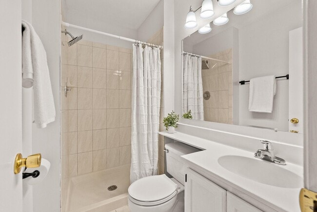 Building Photo - 7918 Pebble Brook Ct