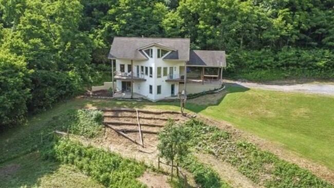 Primary Photo - Live the Hobby Farm Dream in Shawsville, VA!