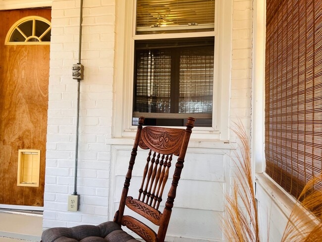 Building Photo - 3668 Wilmington Ave