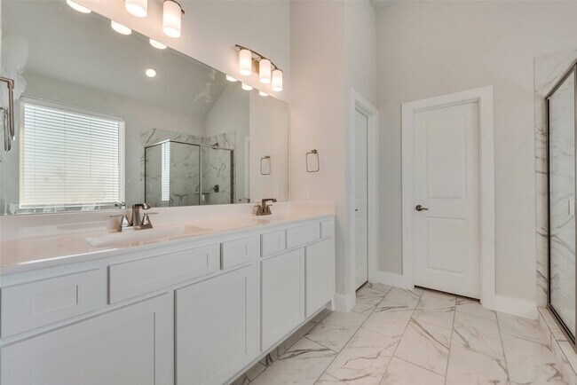 Building Photo - 6257 White Creek Drive