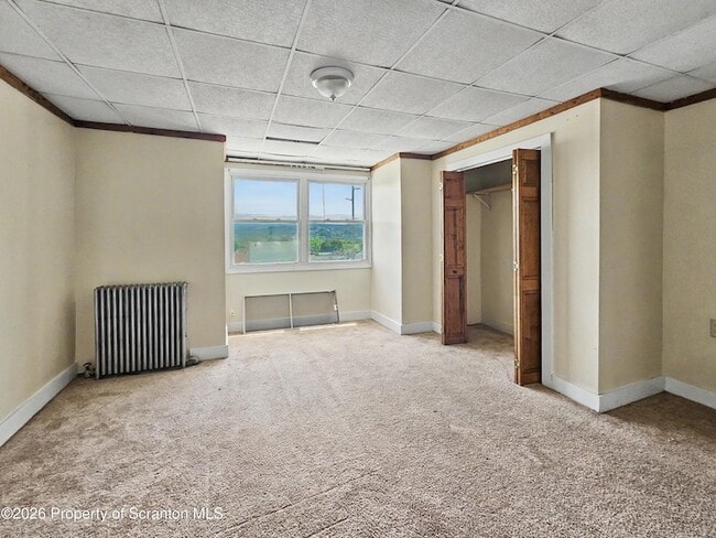 Building Photo - 1403 N Sumner Ave