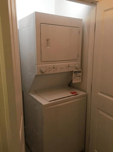 Building Photo - 909 Laguna St