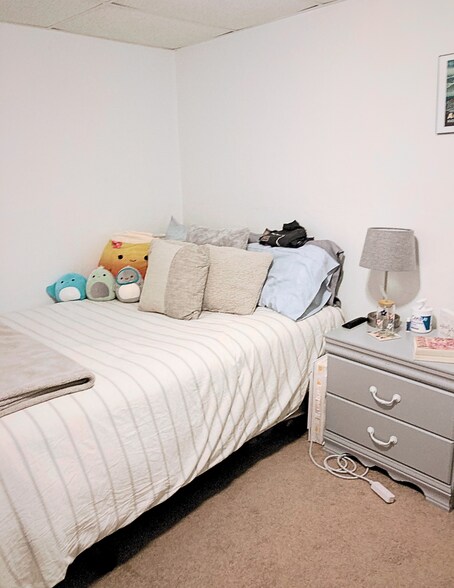 Bedroom 1 - 218 N Craig St
