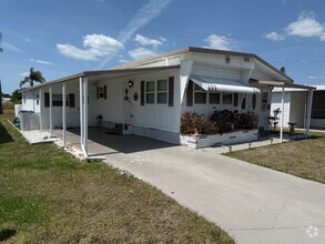 Building Photo - Enjoy this spacious 2-bedroom, 1-bath home...