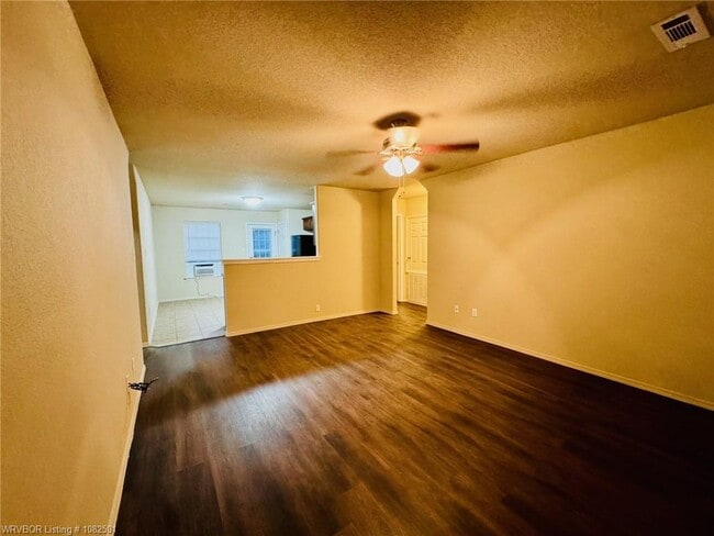 Building Photo - 6510 Huntington Ct