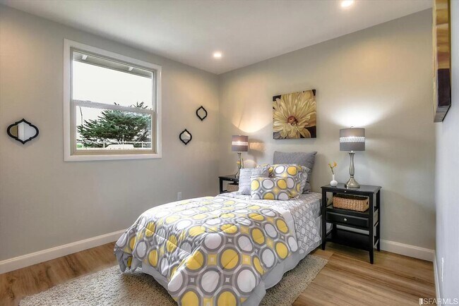 Building Photo - 504 Arguello Blvd