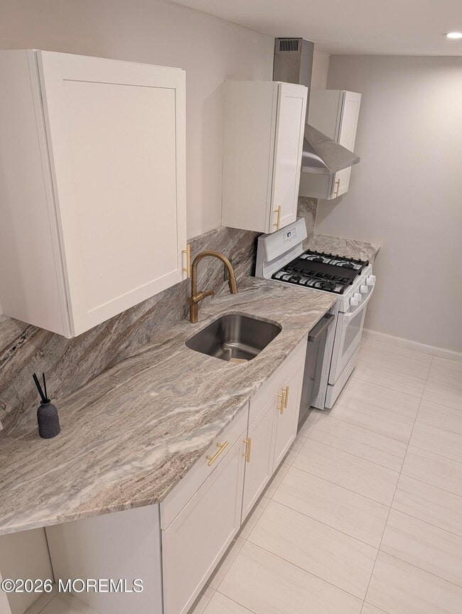 Building Photo - 106 Wallace St