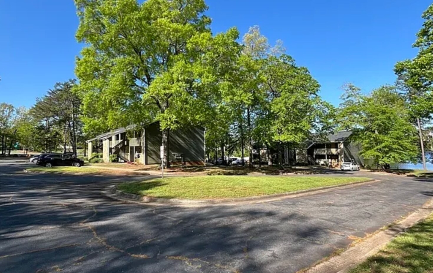 Building Photo - 589 Starlight Dr