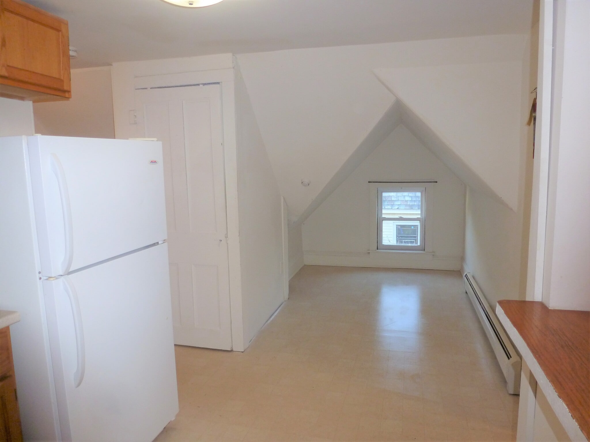 Building Photo - 43 N Willard St