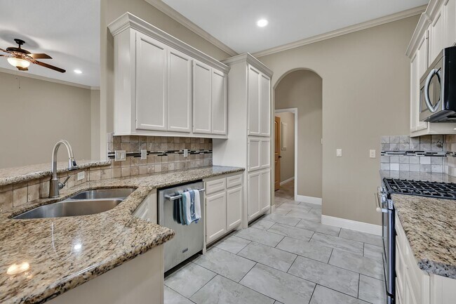 Building Photo - One story, and a 3-car garage!