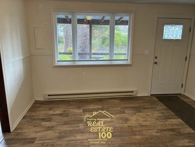 Building Photo - 1705 NW 22nd St