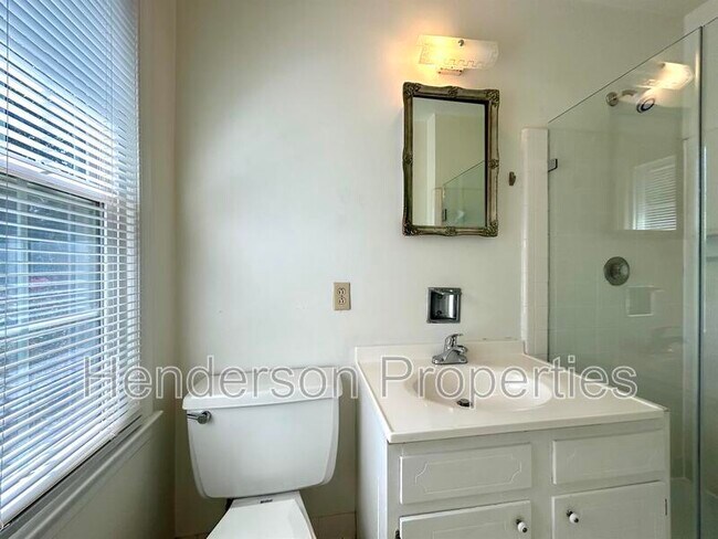 Building Photo - 9211 Robert Frost Ln