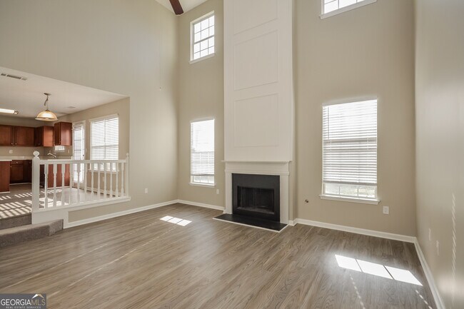 Building Photo - 90 Emerson Trail