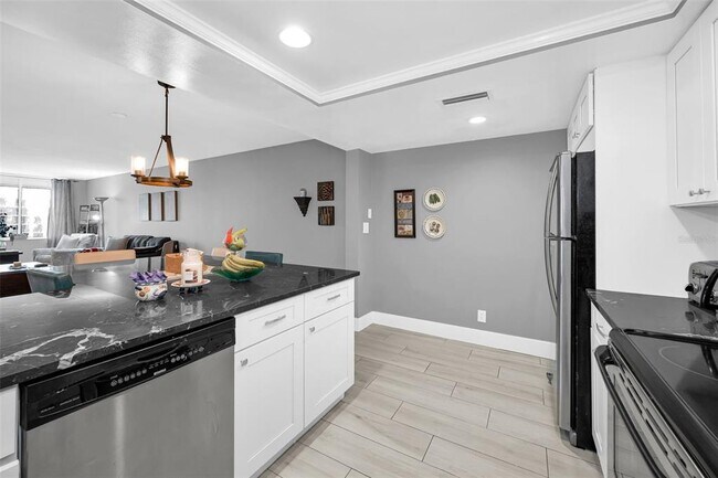 Building Photo - 1460 Gulf Blvd