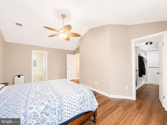 Building Photo - 14047 Sable Ct