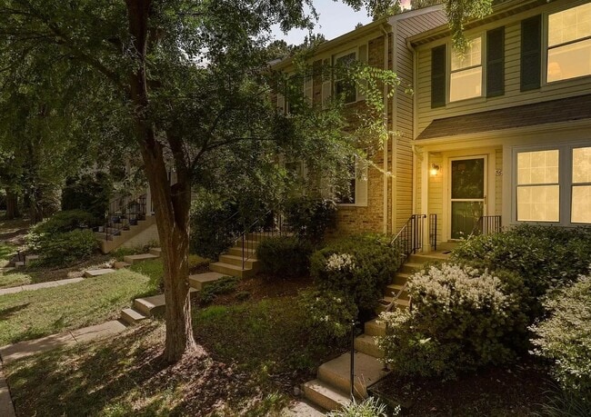 Building Photo - 5680 White Dove Ln