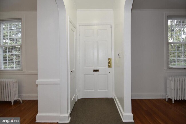 Building Photo - 6205 29th St NW