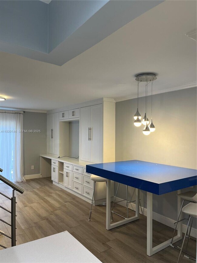 Building Photo - 8650 SW 67th Ave