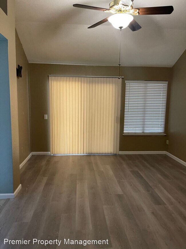 Building Photo - 3 br, 2 bath House - 1300 Buttercup Ct.
