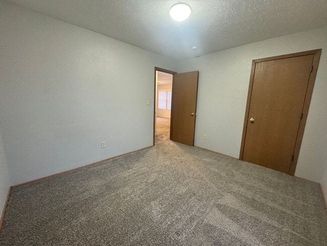 Building Photo - 2638 Q St