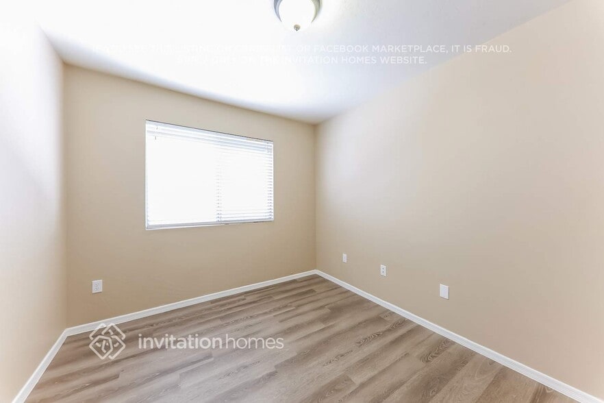 Building Photo - 20850 N 7th Pl