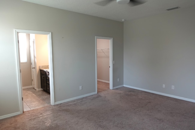 Building Photo - 954 Hilltop Park Ct