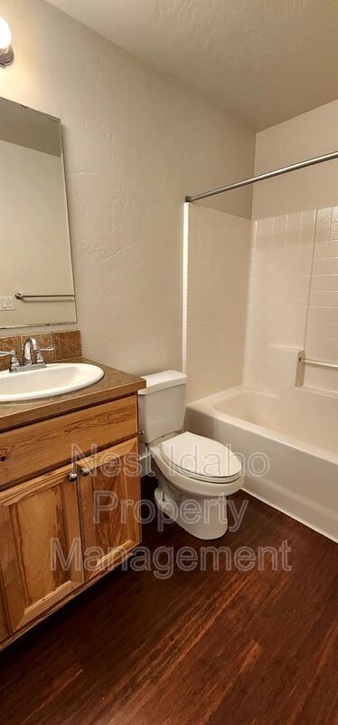 Building Photo - 5140 W Brunmier Dr