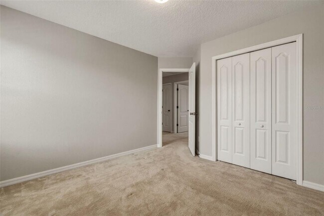 Building Photo - 5962 Paxton Ct