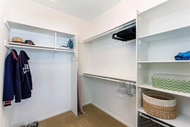 Building Photo - Vibrant 3 Bedroom Townhome in Bressi Ranch