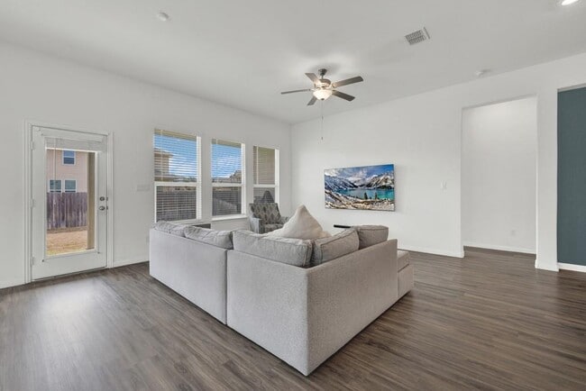 Building Photo - 315 Garcitas Cove