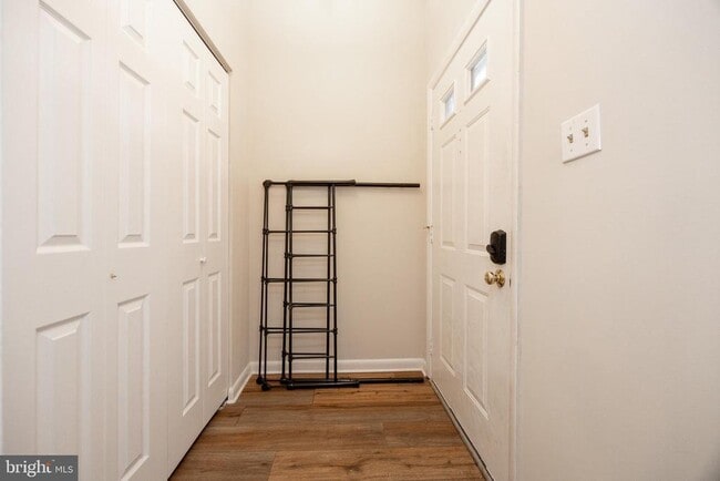 Primary Photo - 1104 St Michaels Ct