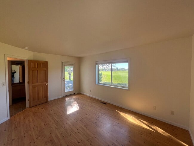 Building Photo - Located on Bridger Golf Course