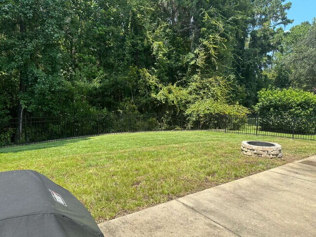 Building Photo - Beautiful 4-Bedroom Home in Desirable Baynard Park! | Hardwood Floors, Corian Countertops & Priva...