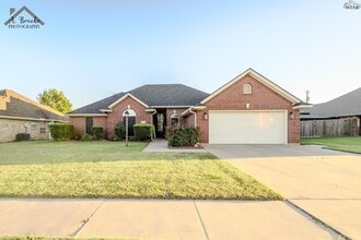 Building Photo - 4901 Belair Blvd