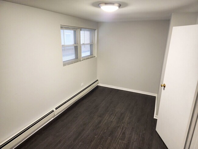 Building Photo - 5972 S Archer Ave