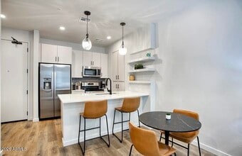 Building Photo - 9449 N 90th St