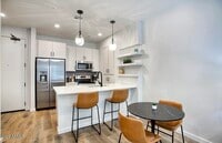 Building Photo - 9449 N 90th St