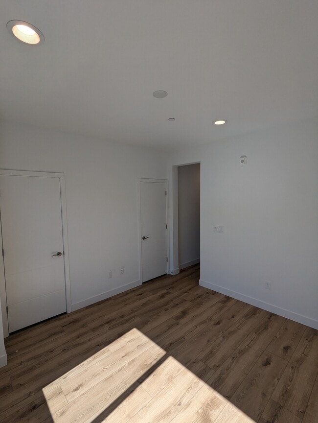 Building Photo - 932 Edy Ln