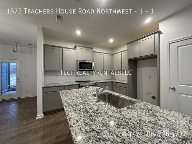 Building Photo - 1872 Teachers House Rd NW