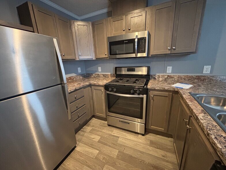 Building Photo - 57 Third St. Unit 57