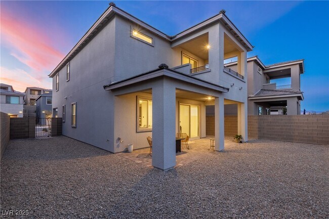 Building Photo - 1592 Pacific Baza St