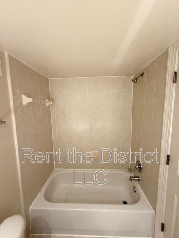 Building Photo - 61 14th St NE