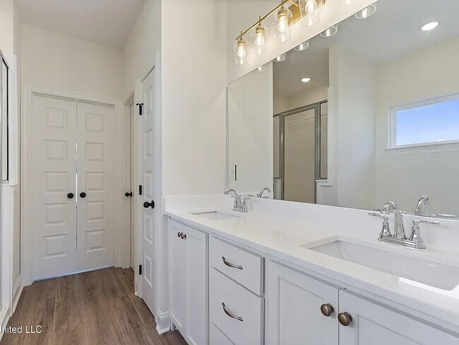 Building Photo - Highland Meadows Lot 3