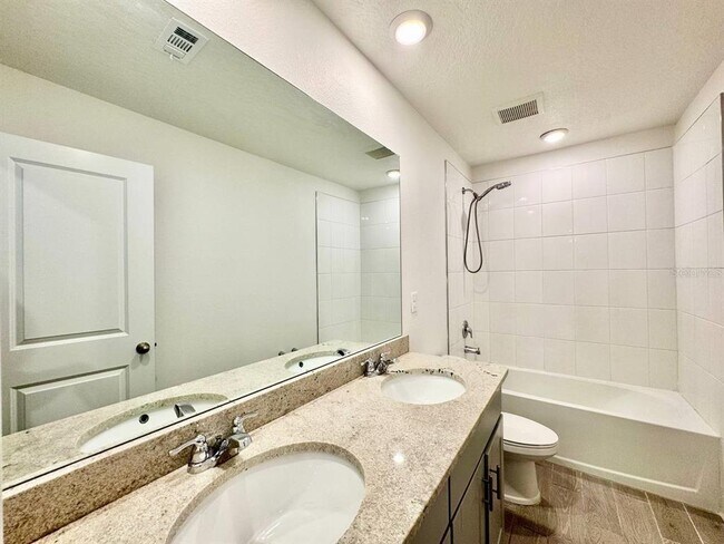 Building Photo - 38851 Opal Willow Ln