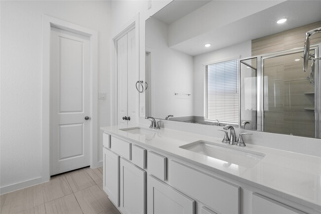 Building Photo - 7478 Cattail Fls Ln