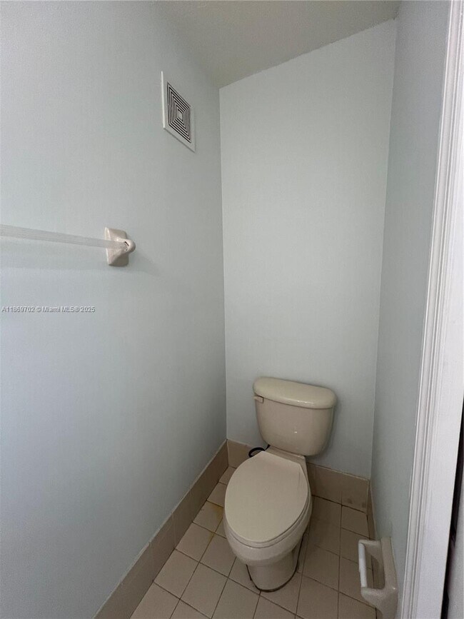 Building Photo - 4455 SW 160th Ave
